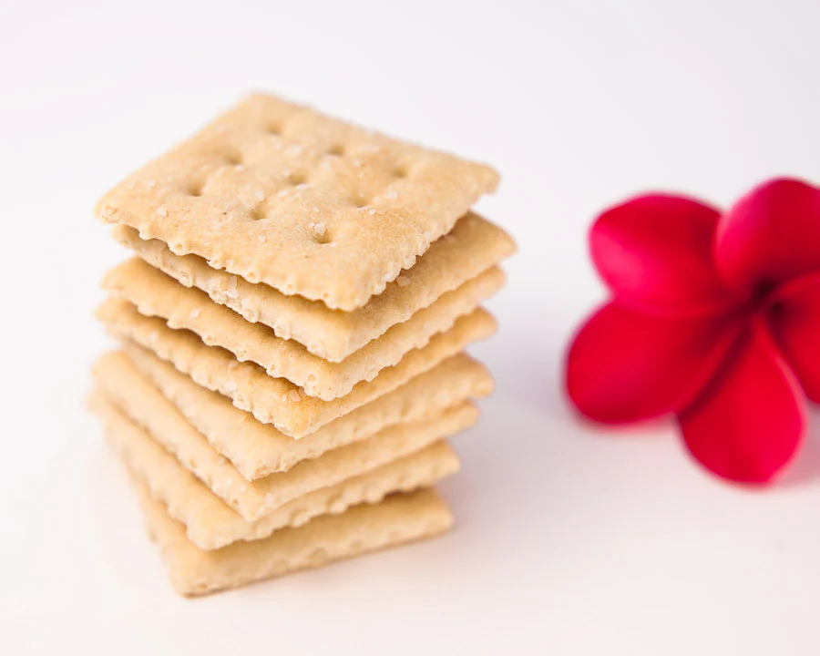 Hawaiian Soda Crackers, Lightly Salted Top (8.5oz) - Image 3